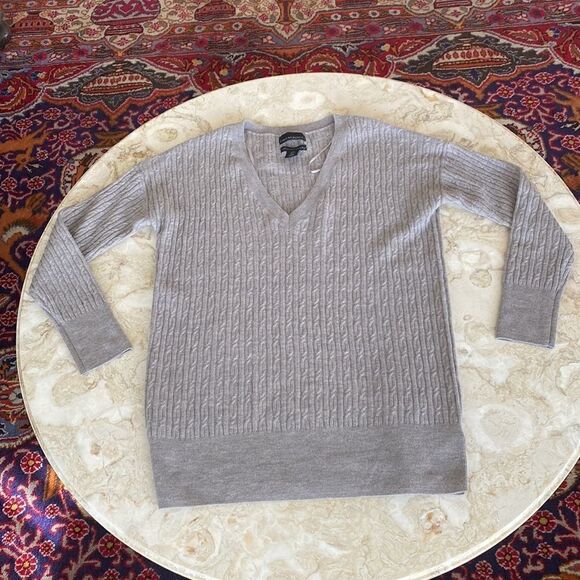 NWOT Cynthia Rowley 100% Merino Wool Cable Knit Sweater - Picture 9 of 14